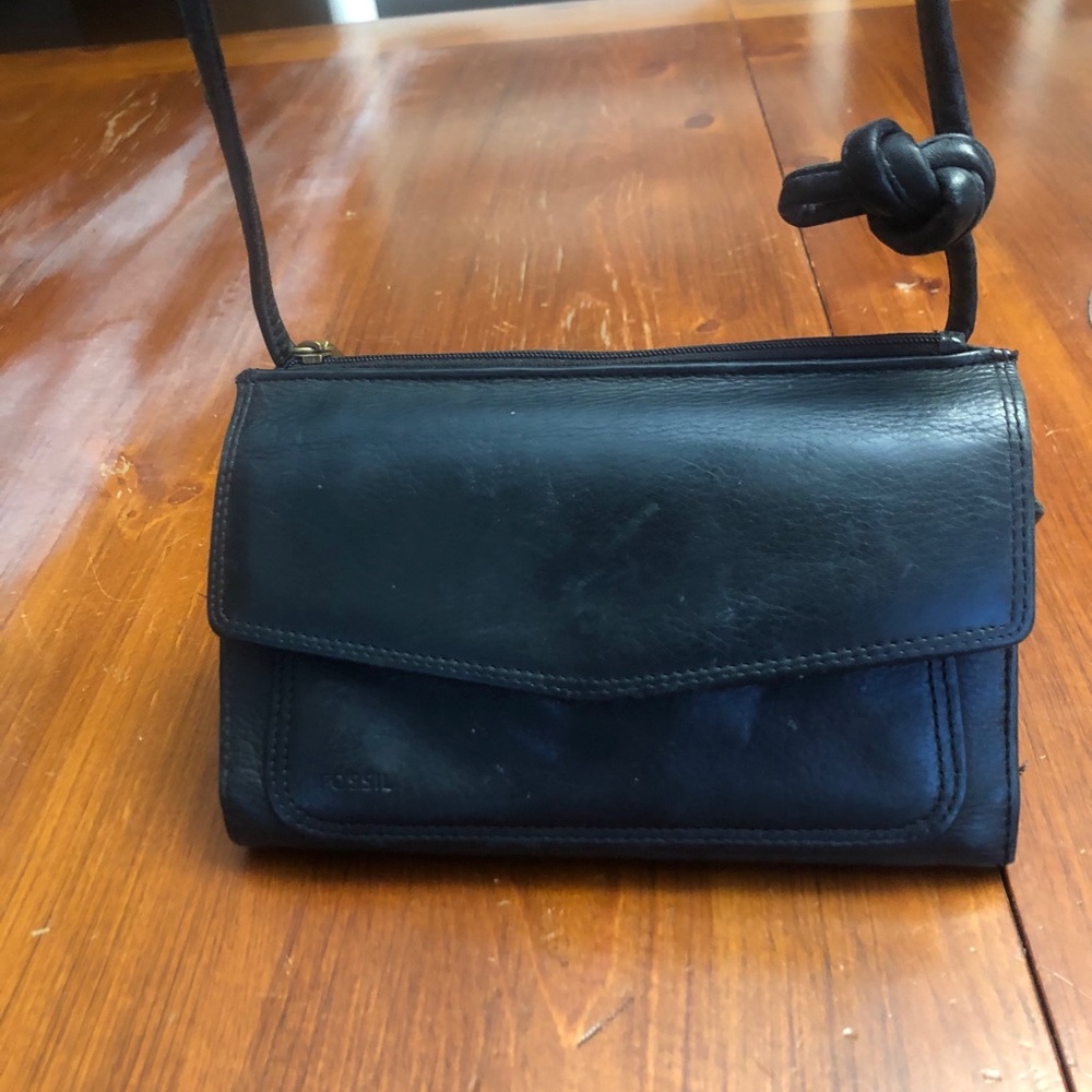 Fossil crossbody clutch/wallet/bag